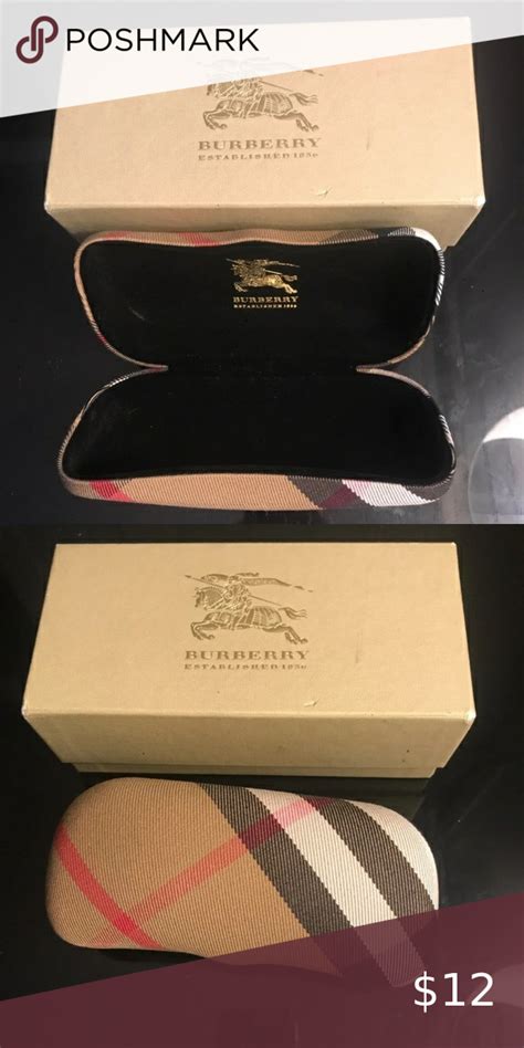 Burberry sunglasses case women